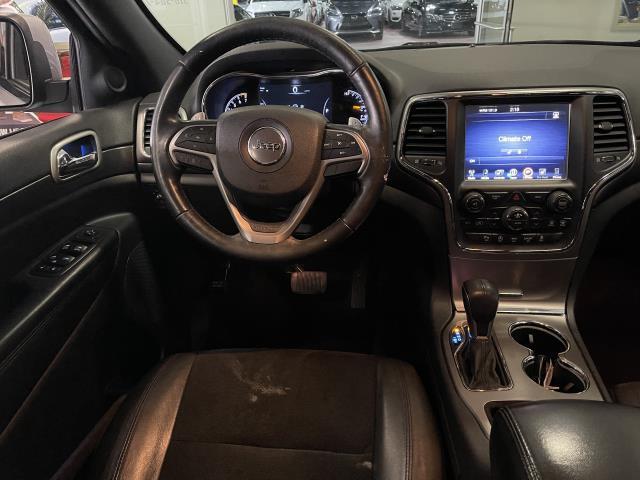 Used Jeep Grand Cherokee Altitude 4x4 *Ltd Avail* 2017 | Sunrise Auto Outlet. Amityville, New York Used Jeep Grand Cherokee Altitude 4x4 *Ltd Avail* 2017 | Sunrise Auto Outlet. Amityville, New York