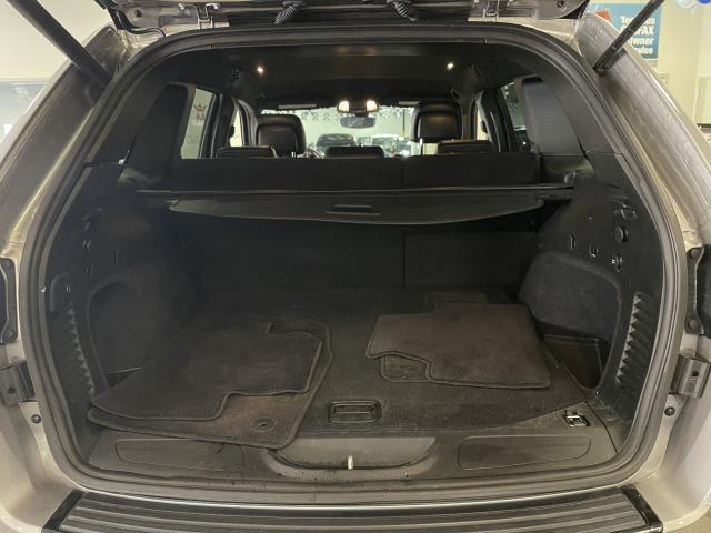 Used Jeep Grand Cherokee Altitude 4x4 *Ltd Avail* 2017 | Sunrise Auto Outlet. Amityville, New York Used Jeep Grand Cherokee Altitude 4x4 *Ltd Avail* 2017 | Sunrise Auto Outlet. Amityville, New York