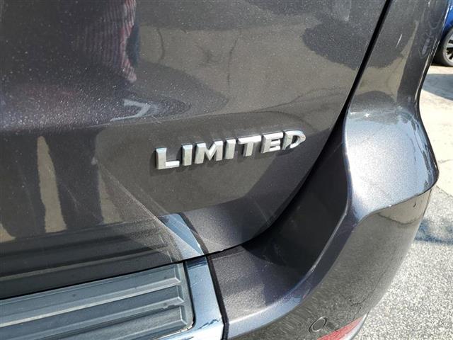 Used Jeep Grand Cherokee Limited 4x4 2017 | Sunrise Auto Outlet. Amityville, New York Used Jeep Grand Cherokee Limited 4x4 2017 | Sunrise Auto Outlet. Amityville, New York