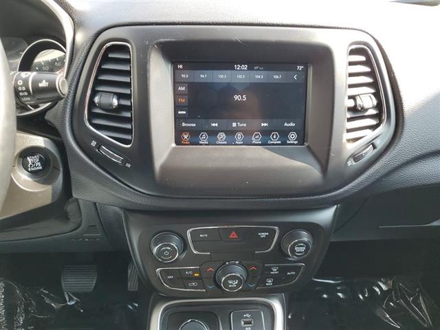 Used Jeep Compass Latitude 4x4 2018 | Sunrise Auto Outlet. Amityville, New York Used Jeep Compass Latitude 4x4 2018 | Sunrise Auto Outlet. Amityville, New York