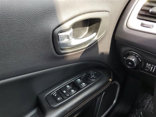 Used Jeep Compass Latitude 4x4 2018 | Sunrise Auto Outlet. Amityville, New York Used Jeep Compass Latitude 4x4 2018 | Sunrise Auto Outlet. Amityville, New York
