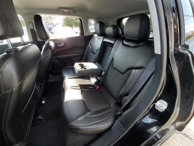 Used Jeep Compass Latitude 4x4 2018 | Sunrise Auto Outlet. Amityville, New York Used Jeep Compass Latitude 4x4 2018 | Sunrise Auto Outlet. Amityville, New York