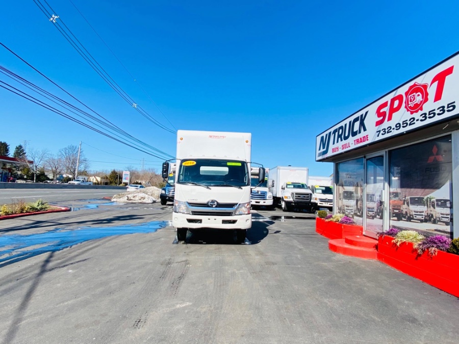 2017 HINO 155 16 FEET DRY BOX + LIFT GATE + NO CDL, available for sale in South Amboy, New Jersey | NJ Truck Spot. South Amboy, New Jersey 2017 HINO 155 16 FEET DRY BOX + LIFT GATE + NO CDL, available for sale in South Amboy, New Jersey | NJ Truck Spot. South Amboy, New Jersey