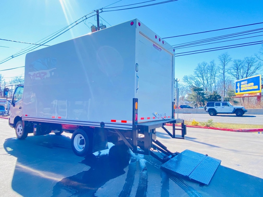 2017 HINO 155 16 FEET DRY BOX + LIFT GATE + NO CDL, available for sale in South Amboy, New Jersey | NJ Truck Spot. South Amboy, New Jersey 2017 HINO 155 16 FEET DRY BOX + LIFT GATE + NO CDL, available for sale in South Amboy, New Jersey | NJ Truck Spot. South Amboy, New Jersey
