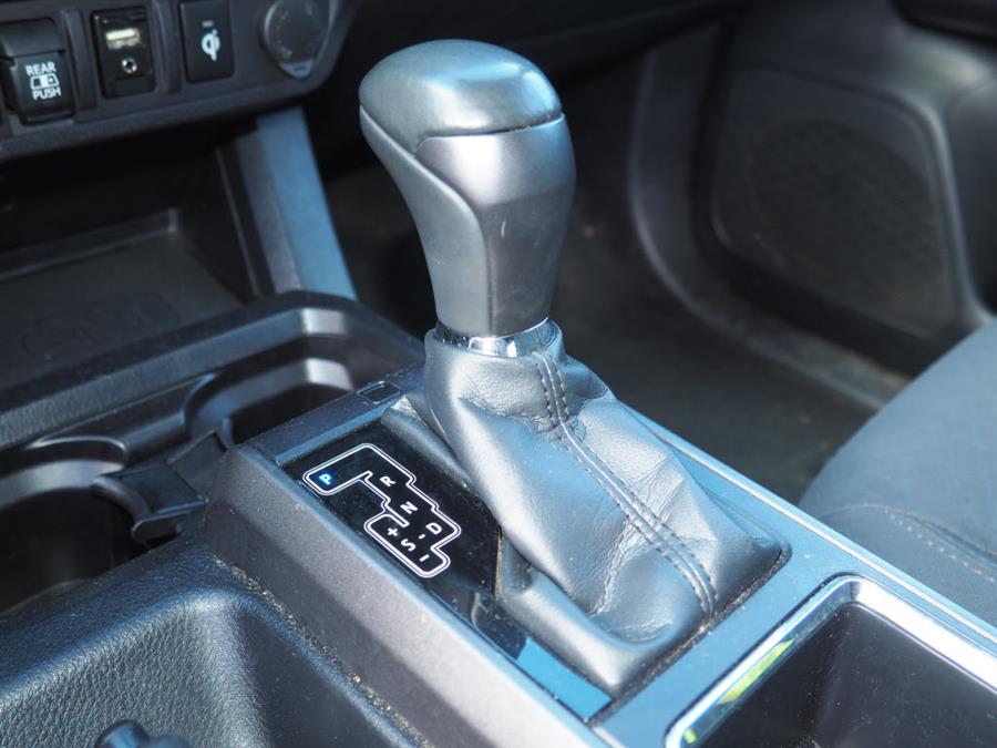 Used Toyota Tacoma TRD Off-Road 2019 | Autouse. Andover, Massachusetts Used Toyota Tacoma TRD Off-Road 2019 | Autouse. Andover, Massachusetts