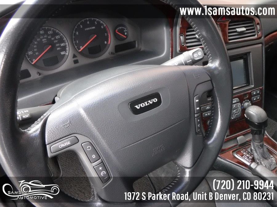 Used Volvo V70 XC AWD A SR 5dr Wgn AWD Turbo w/SR 2001 | Sam's Automotive. Denver, Colorado Used Volvo V70 XC AWD A SR 5dr Wgn AWD Turbo w/SR 2001 | Sam's Automotive. Denver, Colorado