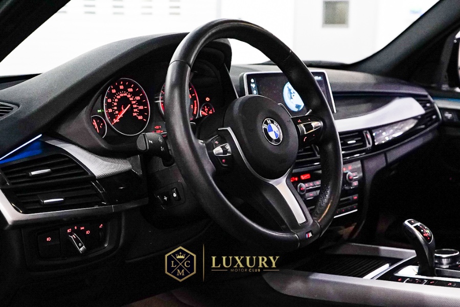 2018 BMW X5 xDrive35i Sports Activity Vehicle, available for sale in Franklin Square, New York | Luxury Motor Club. Franklin Square, New York 2018 BMW X5 xDrive35i Sports Activity Vehicle, available for sale in Franklin Square, New York | Luxury Motor Club. Franklin Square, New York