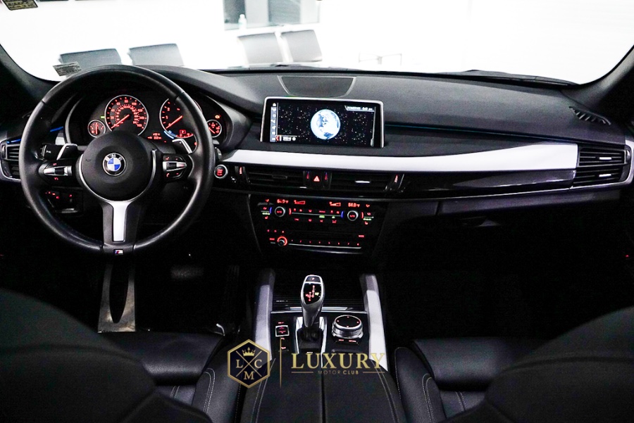 2018 BMW X5 xDrive35i Sports Activity Vehicle, available for sale in Franklin Square, New York | Luxury Motor Club. Franklin Square, New York 2018 BMW X5 xDrive35i Sports Activity Vehicle, available for sale in Franklin Square, New York | Luxury Motor Club. Franklin Square, New York