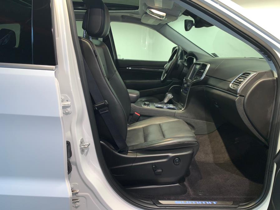 Used Jeep Grand Cherokee Summit 4x4 2017 | European Auto Expo. Lodi, New Jersey Used Jeep Grand Cherokee Summit 4x4 2017 | European Auto Expo. Lodi, New Jersey