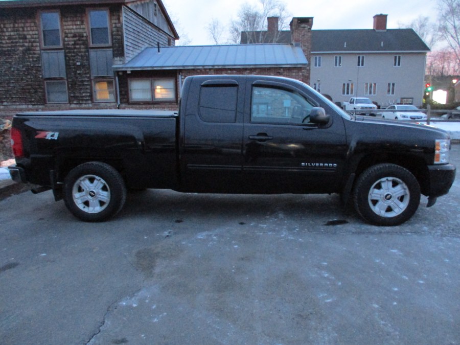 2013 Chevrolet Silverado 1500 4WD Ext Cab 143.5" LT, available for sale in Suffield, Connecticut | Suffield Auto LLC. Suffield, Connecticut 2013 Chevrolet Silverado 1500 4WD Ext Cab 143.5" LT, available for sale in Suffield, Connecticut | Suffield Auto LLC. Suffield, Connecticut