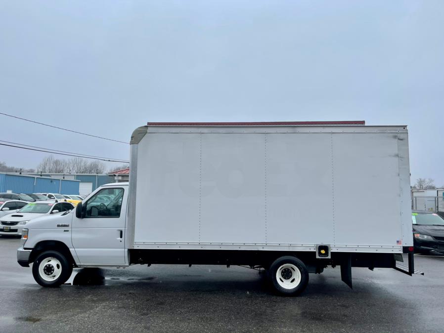 Used Ford Econoline Commercial Cutaway E-350 Super Duty 176" DRW 2016 | Mike And Tony Auto Sales, Inc. South Windsor, Connecticut Used Ford Econoline Commercial Cutaway E-350 Super Duty 176" DRW 2016 | Mike And Tony Auto Sales, Inc. South Windsor, Connecticut