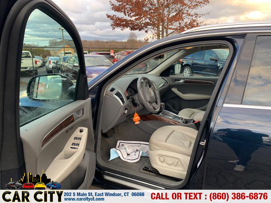 2009 Audi Q5 quattro 4dr 3.2L Prestige, available for sale in East Windsor, Connecticut | Car City LLC. East Windsor, Connecticut 2009 Audi Q5 quattro 4dr 3.2L Prestige, available for sale in East Windsor, Connecticut | Car City LLC. East Windsor, Connecticut