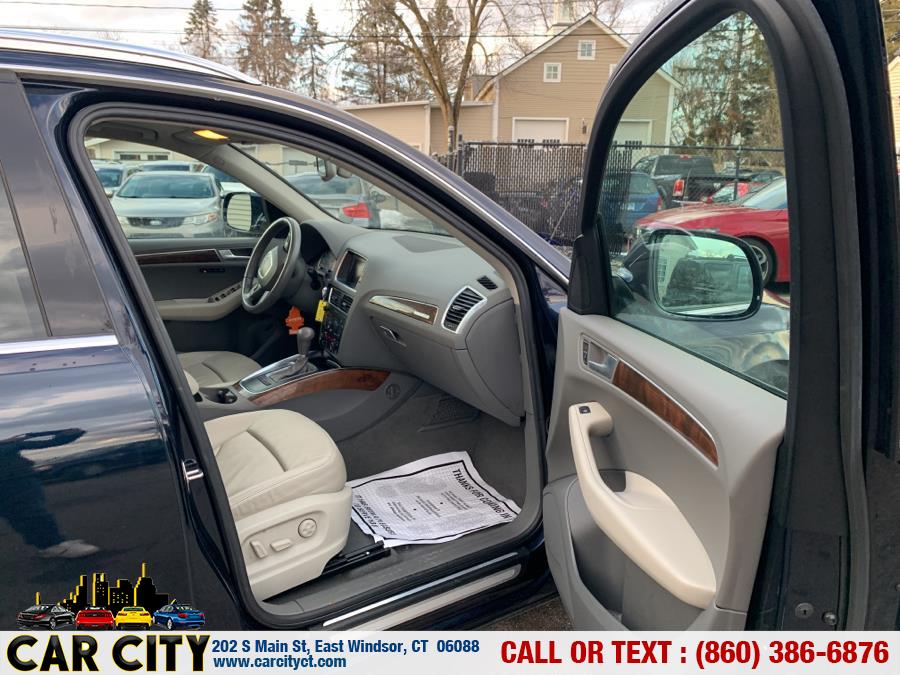 2009 Audi Q5 quattro 4dr 3.2L Prestige, available for sale in East Windsor, Connecticut | Car City LLC. East Windsor, Connecticut 2009 Audi Q5 quattro 4dr 3.2L Prestige, available for sale in East Windsor, Connecticut | Car City LLC. East Windsor, Connecticut