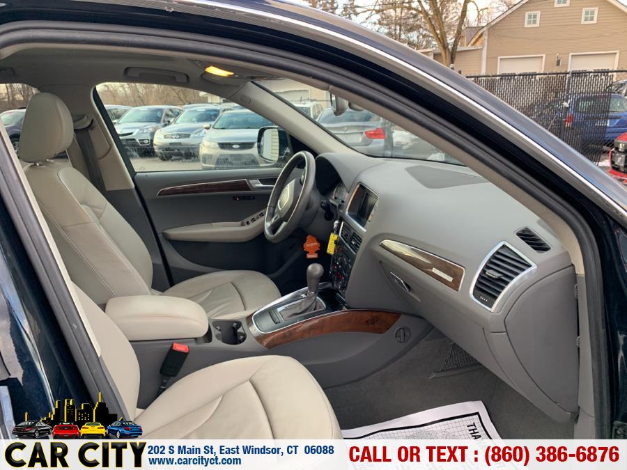 2009 Audi Q5 quattro 4dr 3.2L Prestige, available for sale in East Windsor, Connecticut | Car City LLC. East Windsor, Connecticut 2009 Audi Q5 quattro 4dr 3.2L Prestige, available for sale in East Windsor, Connecticut | Car City LLC. East Windsor, Connecticut