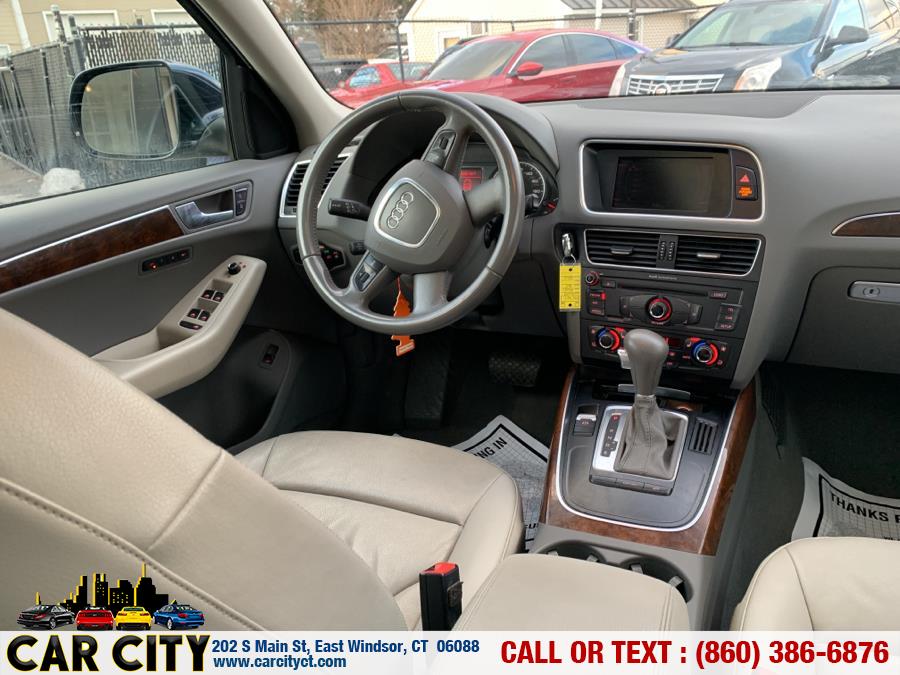 2009 Audi Q5 quattro 4dr 3.2L Prestige, available for sale in East Windsor, Connecticut | Car City LLC. East Windsor, Connecticut 2009 Audi Q5 quattro 4dr 3.2L Prestige, available for sale in East Windsor, Connecticut | Car City LLC. East Windsor, Connecticut
