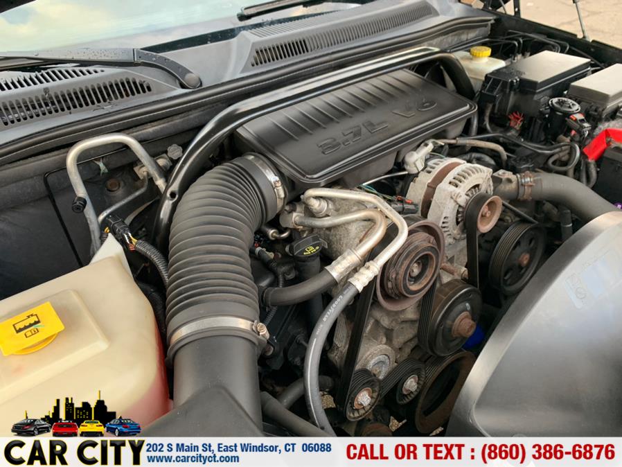 2008 Jeep Commander 4WD 4dr Sport, available for sale in East Windsor, Connecticut | Car City LLC. East Windsor, Connecticut 2008 Jeep Commander 4WD 4dr Sport, available for sale in East Windsor, Connecticut | Car City LLC. East Windsor, Connecticut