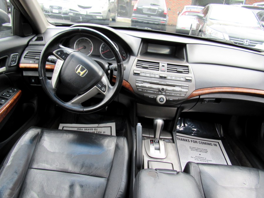 2011 Honda Accord Sdn 4dr V6 Auto EX-L, available for sale in Paterson, New Jersey | MFG Prestige Auto Group. Paterson, New Jersey 2011 Honda Accord Sdn 4dr V6 Auto EX-L, available for sale in Paterson, New Jersey | MFG Prestige Auto Group. Paterson, New Jersey