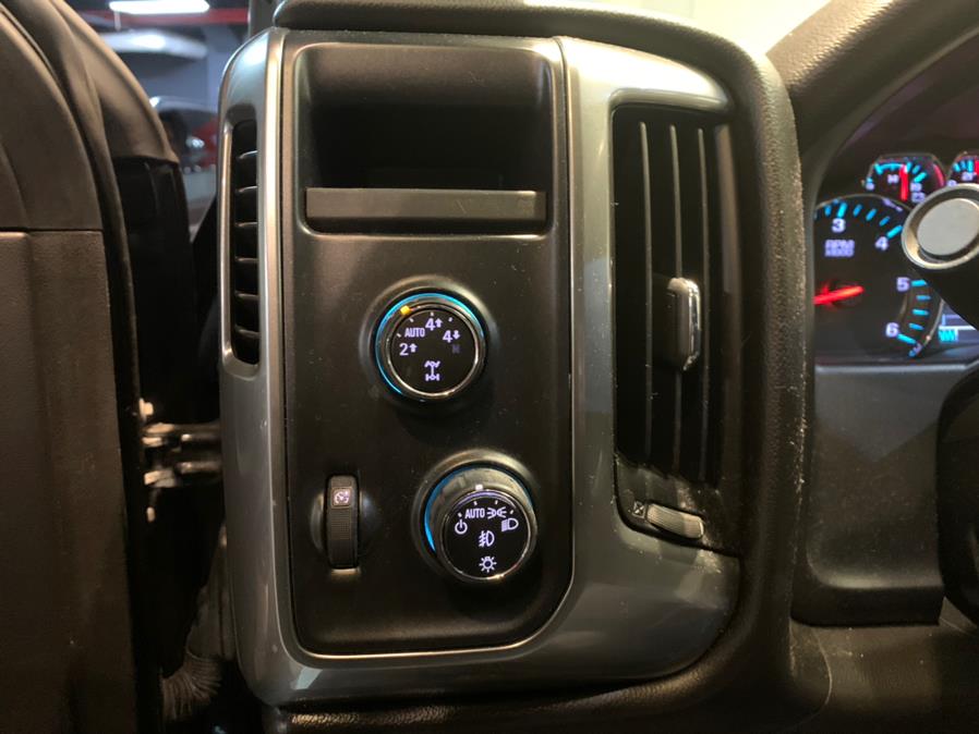Used Chevrolet Silverado 1500 4WD Crew Cab 143.5" LT w/1LT 2015 | European Auto Expo. Lodi, New Jersey Used Chevrolet Silverado 1500 4WD Crew Cab 143.5" LT w/1LT 2015 | European Auto Expo. Lodi, New Jersey