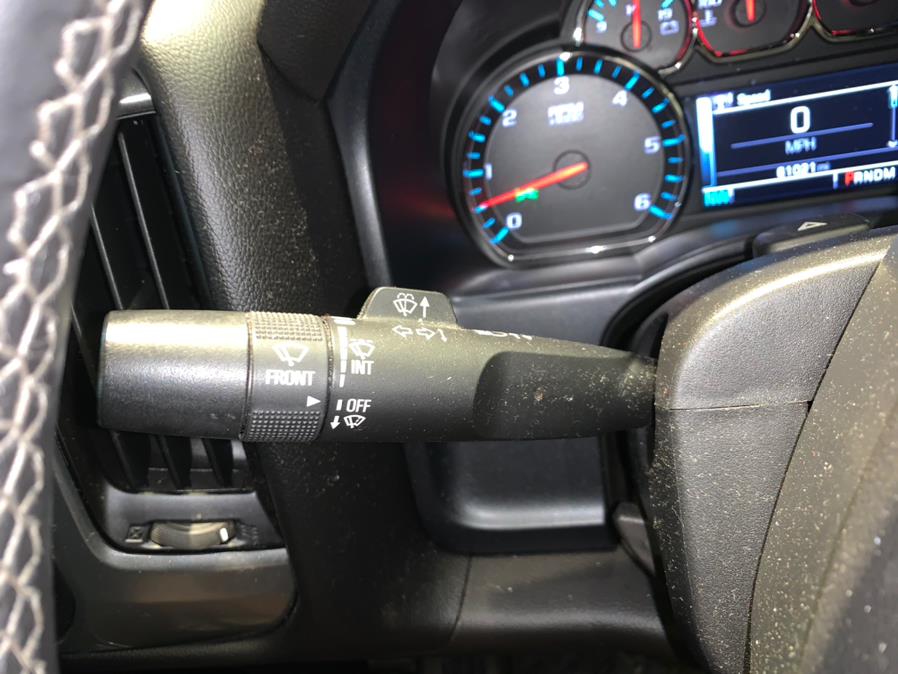 Used Chevrolet Silverado 1500 4WD Crew Cab 143.5" LT w/1LT 2015 | European Auto Expo. Lodi, New Jersey Used Chevrolet Silverado 1500 4WD Crew Cab 143.5" LT w/1LT 2015 | European Auto Expo. Lodi, New Jersey