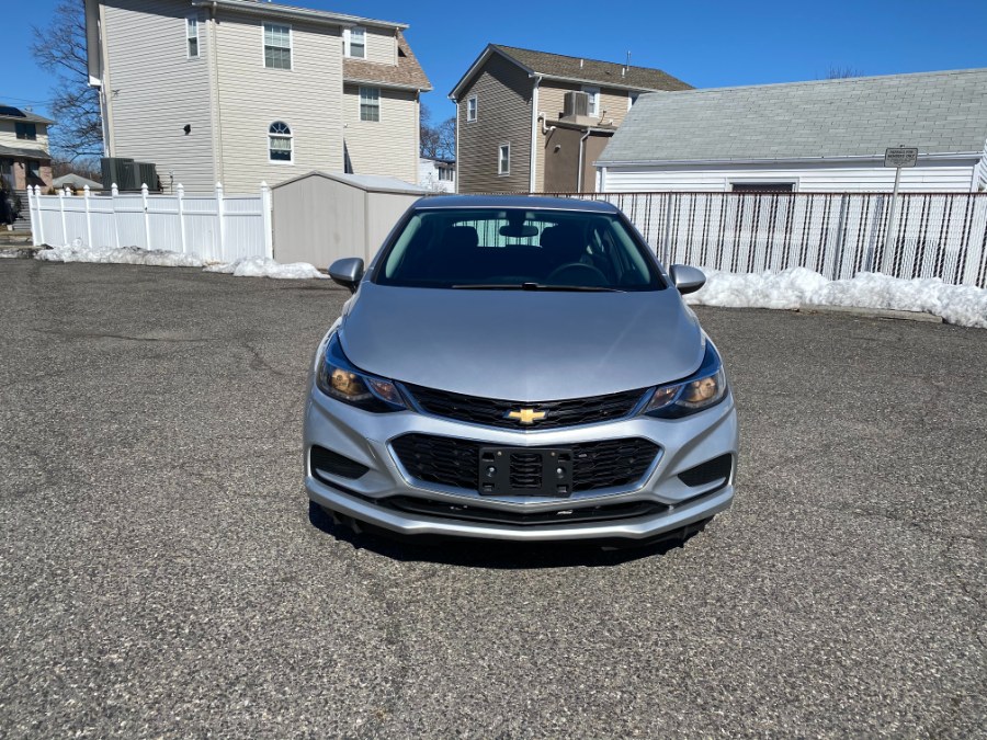 2017 Chevrolet Cruze 4dr HB Auto LT, available for sale in Lyndhurst, New Jersey | Cars With Deals. Lyndhurst, New Jersey 2017 Chevrolet Cruze 4dr HB Auto LT, available for sale in Lyndhurst, New Jersey | Cars With Deals. Lyndhurst, New Jersey