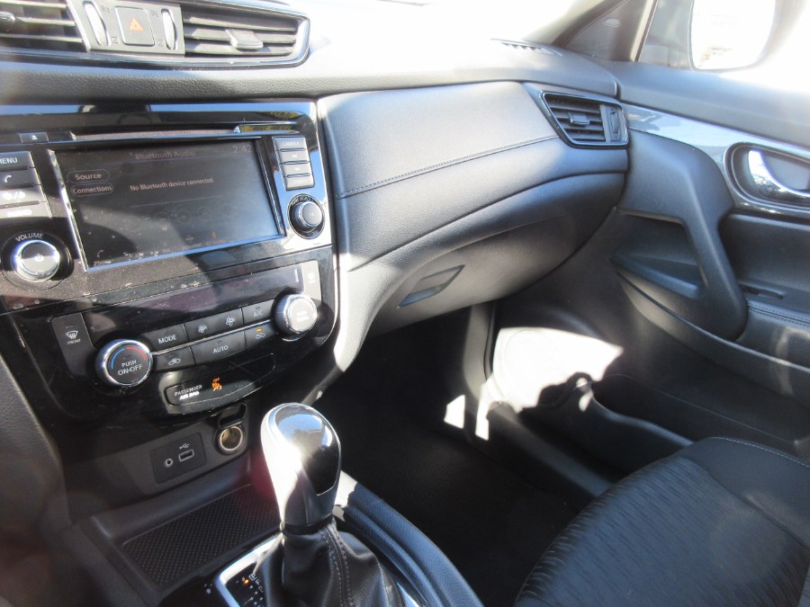 2020 Nissan Rogue FWD SV, available for sale in Linden, New Jersey | Route 27 Auto Mall. Linden, New Jersey 2020 Nissan Rogue FWD SV, available for sale in Linden, New Jersey | Route 27 Auto Mall. Linden, New Jersey