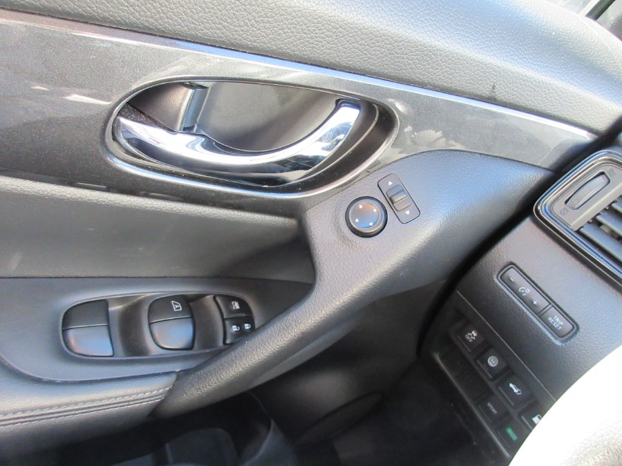 2020 Nissan Rogue FWD SV, available for sale in Linden, New Jersey | Route 27 Auto Mall. Linden, New Jersey 2020 Nissan Rogue FWD SV, available for sale in Linden, New Jersey | Route 27 Auto Mall. Linden, New Jersey