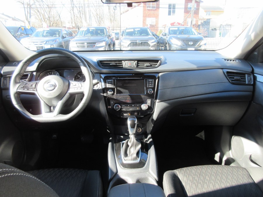 2020 Nissan Rogue FWD SV, available for sale in Linden, New Jersey | Route 27 Auto Mall. Linden, New Jersey 2020 Nissan Rogue FWD SV, available for sale in Linden, New Jersey | Route 27 Auto Mall. Linden, New Jersey