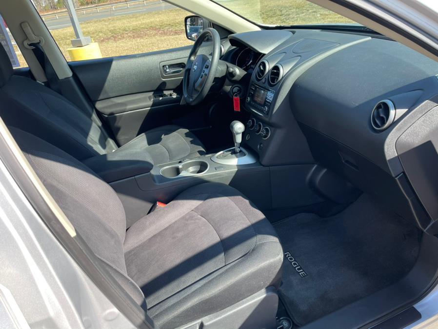 2015 Nissan Rogue Select AWD 4dr S, available for sale in South Windsor, Connecticut | Mike And Tony Auto Sales, Inc. South Windsor, Connecticut 2015 Nissan Rogue Select AWD 4dr S, available for sale in South Windsor, Connecticut | Mike And Tony Auto Sales, Inc. South Windsor, Connecticut