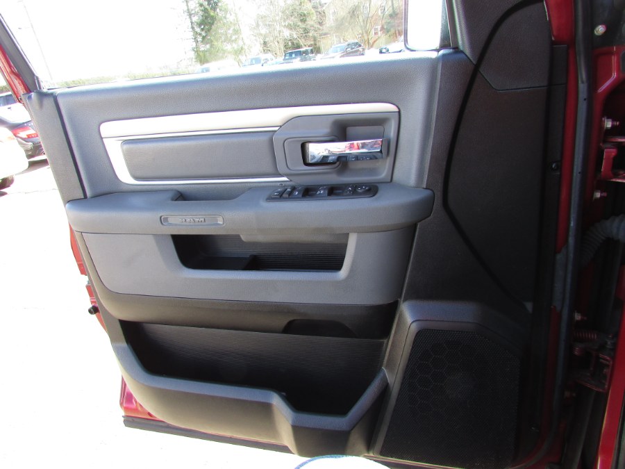 Used Ram 1500 4WD Quad Cab 140.5" SLT 2013 | United Auto Sales of E Windsor, Inc. East Windsor, Connecticut Used Ram 1500 4WD Quad Cab 140.5" SLT 2013 | United Auto Sales of E Windsor, Inc. East Windsor, Connecticut