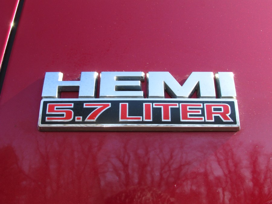 Used Ram 1500 4WD Quad Cab 140.5" SLT 2013 | United Auto Sales of E Windsor, Inc. East Windsor, Connecticut Used Ram 1500 4WD Quad Cab 140.5" SLT 2013 | United Auto Sales of E Windsor, Inc. East Windsor, Connecticut