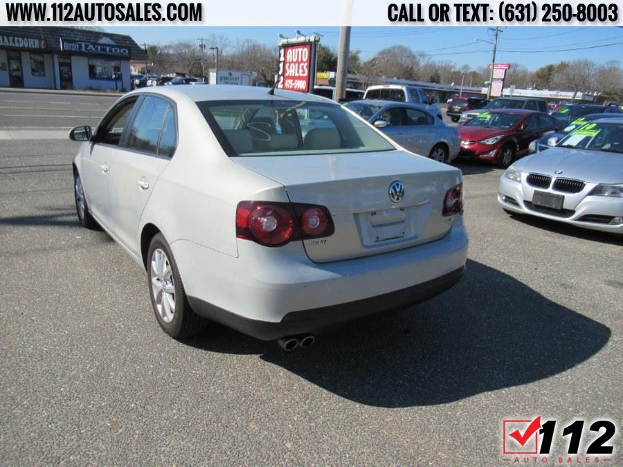Used Volkswagen Jetta Sedan 4dr Auto Limited PZEV 2010 | 112 Auto Sales. Patchogue, New York Used Volkswagen Jetta Sedan 4dr Auto Limited PZEV 2010 | 112 Auto Sales. Patchogue, New York