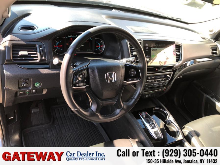 2019 Honda Pilot Touring 7-Passenger AWD, available for sale in Jamaica, New York | Gateway Car Dealer Inc. Jamaica, New York 2019 Honda Pilot Touring 7-Passenger AWD, available for sale in Jamaica, New York | Gateway Car Dealer Inc. Jamaica, New York