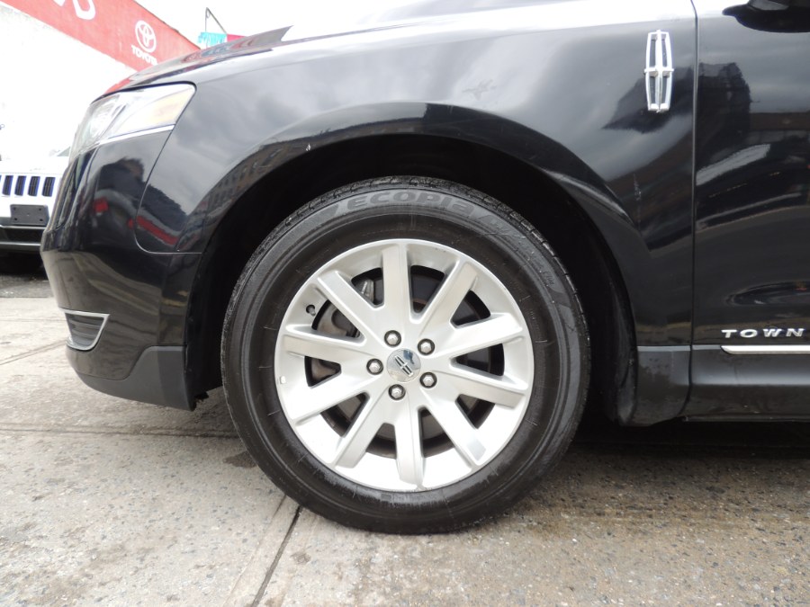 2017 Lincoln MKT 3.7L AWD w/Livery Pkg, available for sale in Brooklyn, New York | Carsbuck Inc.. Brooklyn, New York 2017 Lincoln MKT 3.7L AWD w/Livery Pkg, available for sale in Brooklyn, New York | Carsbuck Inc.. Brooklyn, New York