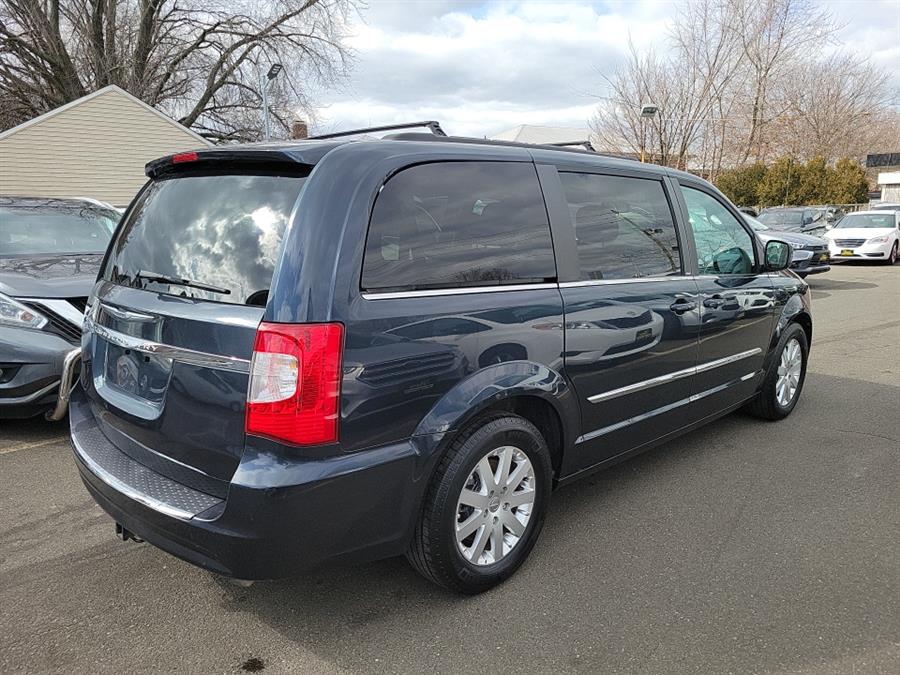 2013 Chrysler Town & Country 4dr Wgn Touring, available for sale in Little Ferry, New Jersey | Victoria Preowned Autos Inc. Little Ferry, New Jersey 2013 Chrysler Town & Country 4dr Wgn Touring, available for sale in Little Ferry, New Jersey | Victoria Preowned Autos Inc. Little Ferry, New Jersey