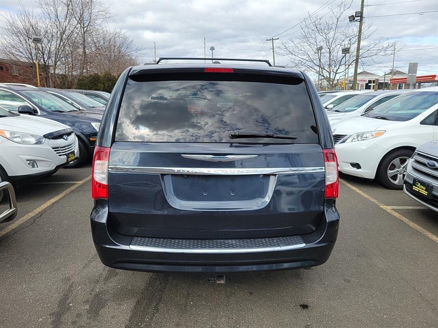 2013 Chrysler Town & Country 4dr Wgn Touring, available for sale in Little Ferry, New Jersey | Victoria Preowned Autos Inc. Little Ferry, New Jersey 2013 Chrysler Town & Country 4dr Wgn Touring, available for sale in Little Ferry, New Jersey | Victoria Preowned Autos Inc. Little Ferry, New Jersey