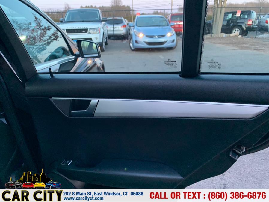 Used Mercedes-Benz C-Class 4dr Sdn C300 Sport 4MATIC 2014 | Car City LLC. East Windsor, Connecticut Used Mercedes-Benz C-Class 4dr Sdn C300 Sport 4MATIC 2014 | Car City LLC. East Windsor, Connecticut