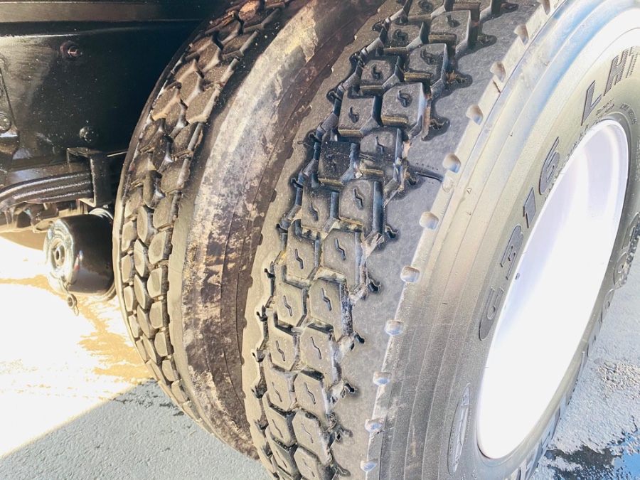 2016 Freightliner M2 106 26 FEET DRY BOX + LIFT GATE + NO CDL, available for sale in South Amboy, New Jersey | NJ Truck Spot. South Amboy, New Jersey 2016 Freightliner M2 106 26 FEET DRY BOX + LIFT GATE + NO CDL, available for sale in South Amboy, New Jersey | NJ Truck Spot. South Amboy, New Jersey