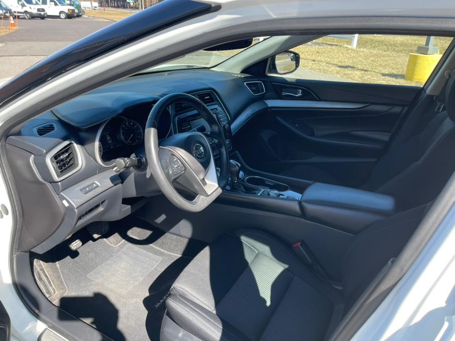 2017 Nissan Maxima S 3.5L, available for sale in South Windsor, Connecticut | Mike And Tony Auto Sales, Inc. South Windsor, Connecticut 2017 Nissan Maxima S 3.5L, available for sale in South Windsor, Connecticut | Mike And Tony Auto Sales, Inc. South Windsor, Connecticut