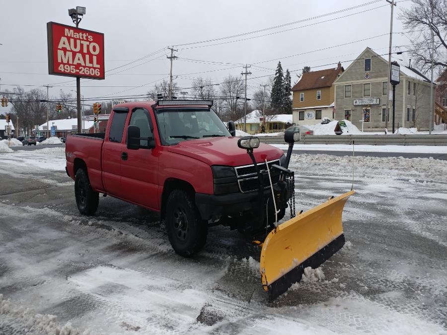2006 Chevrolet Silverado 1500 Ext Cab 143.5" WB 4WD Work Truck, available for sale in Chicopee, Massachusetts | Matts Auto Mall LLC. Chicopee, Massachusetts 2006 Chevrolet Silverado 1500 Ext Cab 143.5" WB 4WD Work Truck, available for sale in Chicopee, Massachusetts | Matts Auto Mall LLC. Chicopee, Massachusetts