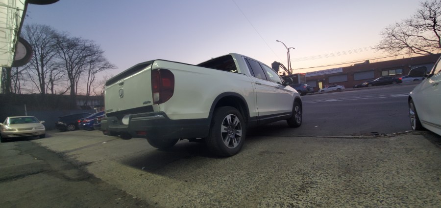 Used Honda Ridgeline RTL 4x4 Crew Cab 5.3'' Bed 2017 | Rubber Bros Auto World. Brooklyn, New York Used Honda Ridgeline RTL 4x4 Crew Cab 5.3'' Bed 2017 | Rubber Bros Auto World. Brooklyn, New York
