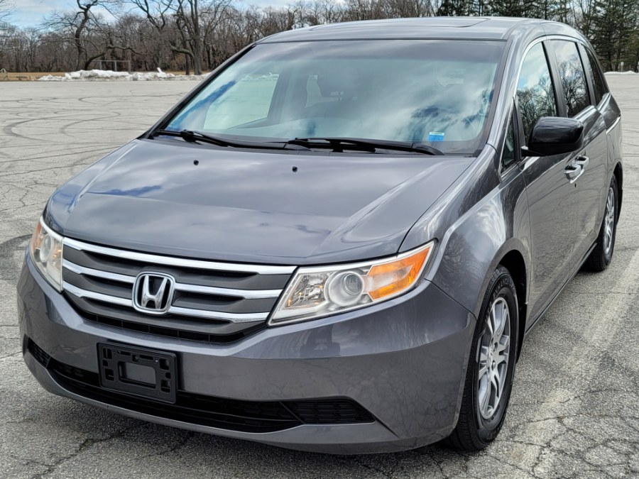 2011 Honda Odyssey EX-L  w/Leather,Sunroof Rear Seat Entertainment.,Back Up Camera, available for sale in Queens, NY