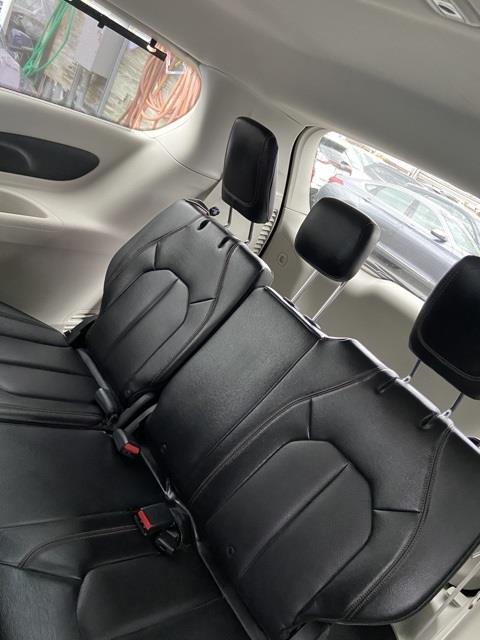 Used Chrysler Pacifica Touring L 2018 | Hillside Auto Outlet. Jamaica, New York Used Chrysler Pacifica Touring L 2018 | Hillside Auto Outlet. Jamaica, New York