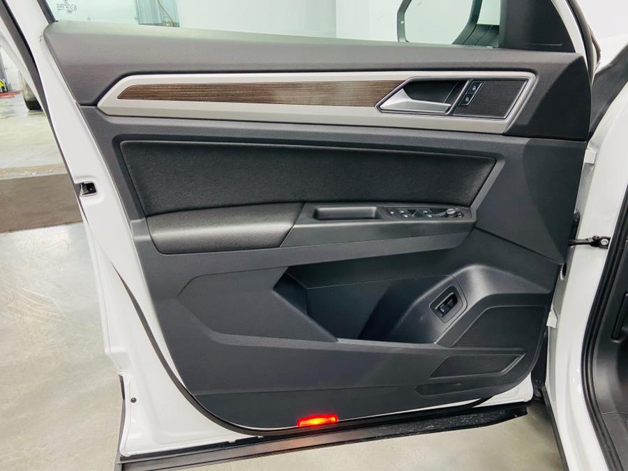 2018 Volkswagen Atlas 3.6L V6 SEL 4MOTION, available for sale in Linden, New Jersey | East Coast Auto Group. Linden, New Jersey 2018 Volkswagen Atlas 3.6L V6 SEL 4MOTION, available for sale in Linden, New Jersey | East Coast Auto Group. Linden, New Jersey