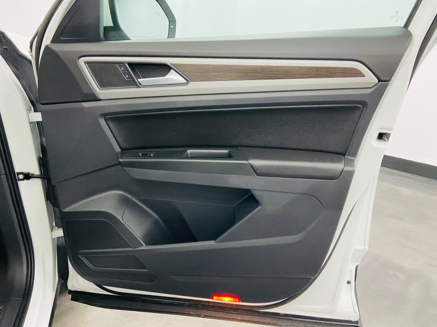 2018 Volkswagen Atlas 3.6L V6 SEL 4MOTION, available for sale in Linden, New Jersey | East Coast Auto Group. Linden, New Jersey 2018 Volkswagen Atlas 3.6L V6 SEL 4MOTION, available for sale in Linden, New Jersey | East Coast Auto Group. Linden, New Jersey