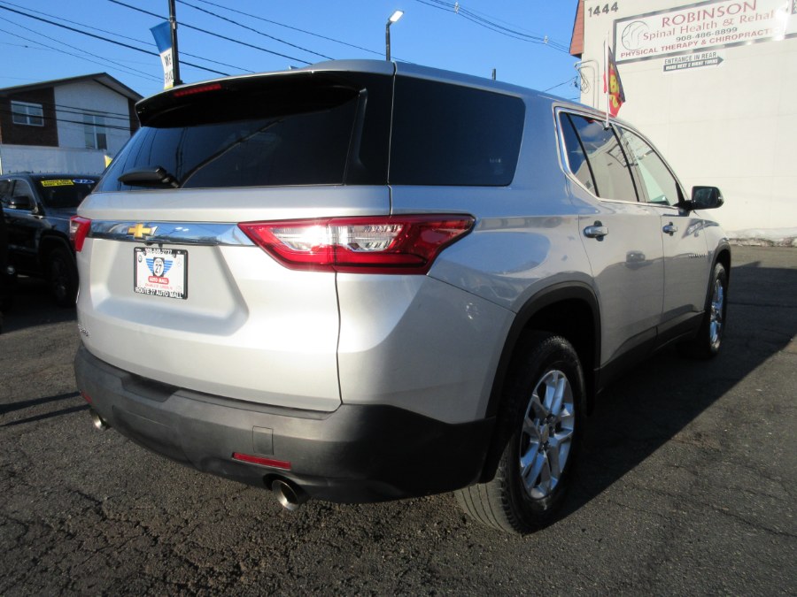 Used Chevrolet Traverse FWD 4dr LS w/1LS 2018 | Route 27 Auto Mall. Linden, New Jersey Used Chevrolet Traverse FWD 4dr LS w/1LS 2018 | Route 27 Auto Mall. Linden, New Jersey