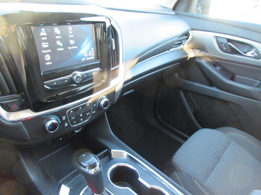Used Chevrolet Traverse FWD 4dr LS w/1LS 2018 | Route 27 Auto Mall. Linden, New Jersey Used Chevrolet Traverse FWD 4dr LS w/1LS 2018 | Route 27 Auto Mall. Linden, New Jersey