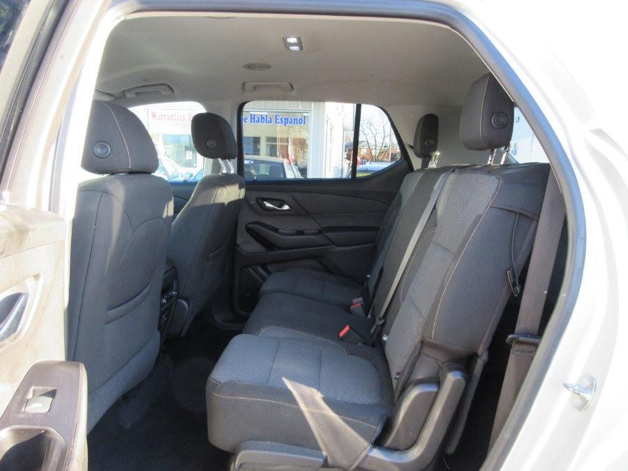 Used Chevrolet Traverse FWD 4dr LS w/1LS 2018 | Route 27 Auto Mall. Linden, New Jersey Used Chevrolet Traverse FWD 4dr LS w/1LS 2018 | Route 27 Auto Mall. Linden, New Jersey