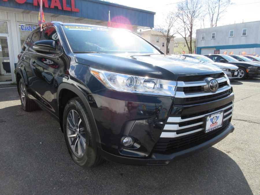 2017 Toyota Highlander XLE V6 AWD (Natl), available for sale in Linden, New Jersey | Route 27 Auto Mall. Linden, New Jersey 2017 Toyota Highlander XLE V6 AWD (Natl), available for sale in Linden, New Jersey | Route 27 Auto Mall. Linden, New Jersey