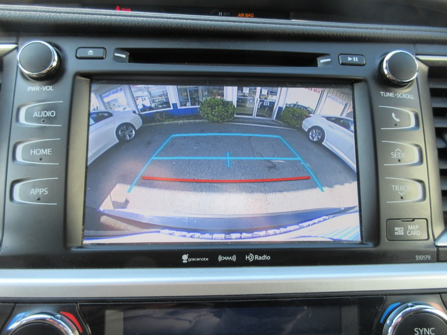 2017 Toyota Highlander XLE V6 AWD (Natl), available for sale in Linden, New Jersey | Route 27 Auto Mall. Linden, New Jersey 2017 Toyota Highlander XLE V6 AWD (Natl), available for sale in Linden, New Jersey | Route 27 Auto Mall. Linden, New Jersey