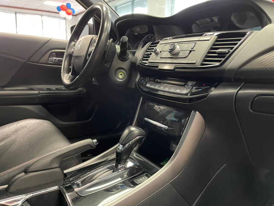 2017 Honda Accord Sedan Sport SE CVT, available for sale in Inwood, New York | 5 Towns Drive. Inwood, New York 2017 Honda Accord Sedan Sport SE CVT, available for sale in Inwood, New York | 5 Towns Drive. Inwood, New York